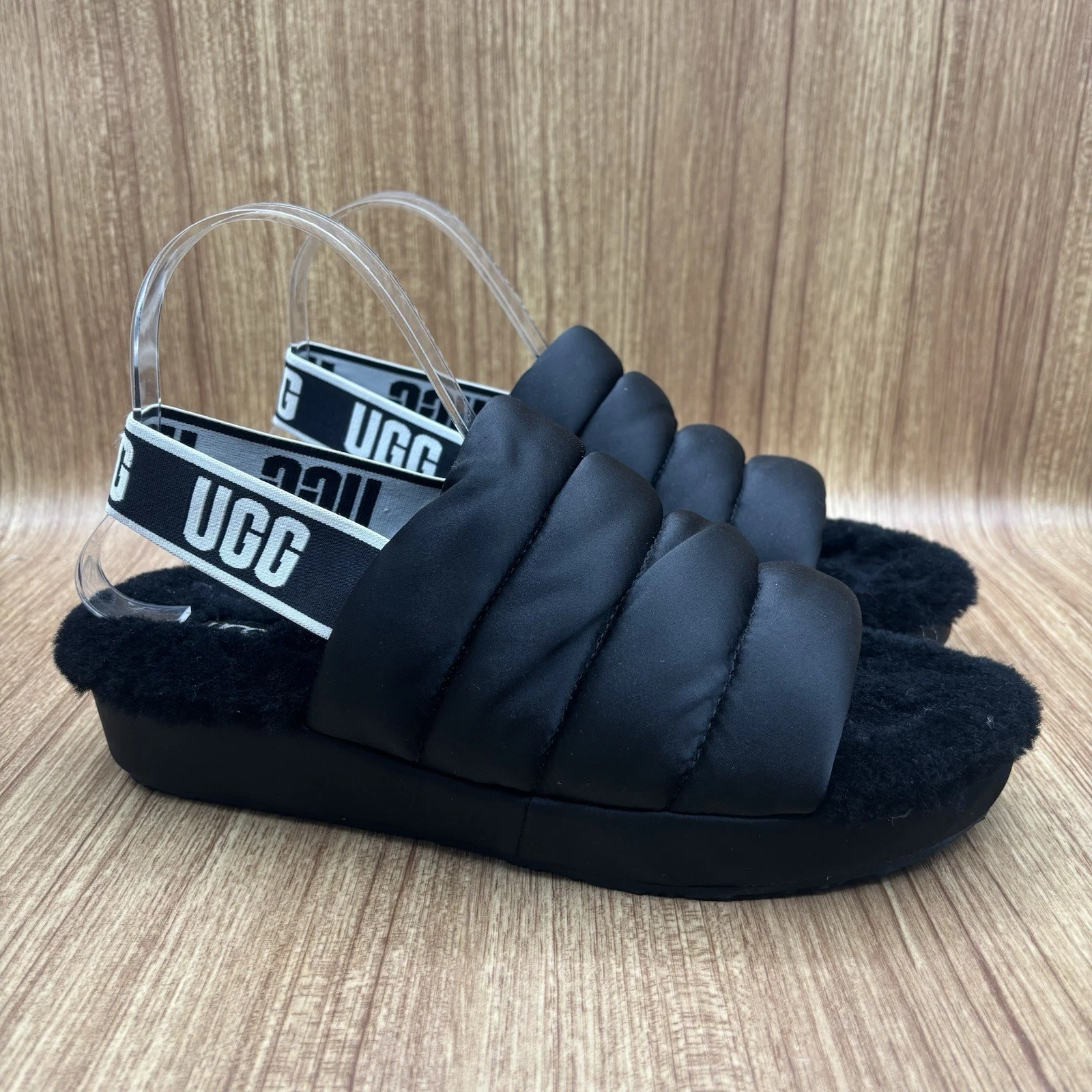 UGG Puff Yeah Sliders sandali donna taglia 9 foderati in pelliccia scarpe nere