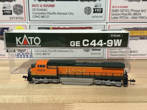 Locomotora diésel analógica CC 176-5902 KATO N Scale GE C44-9W BNSF #4929 | Condition: Used