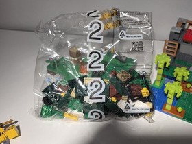 Lego Minecraft Lot - contains set #21158, 21164, 21165 and more - READ