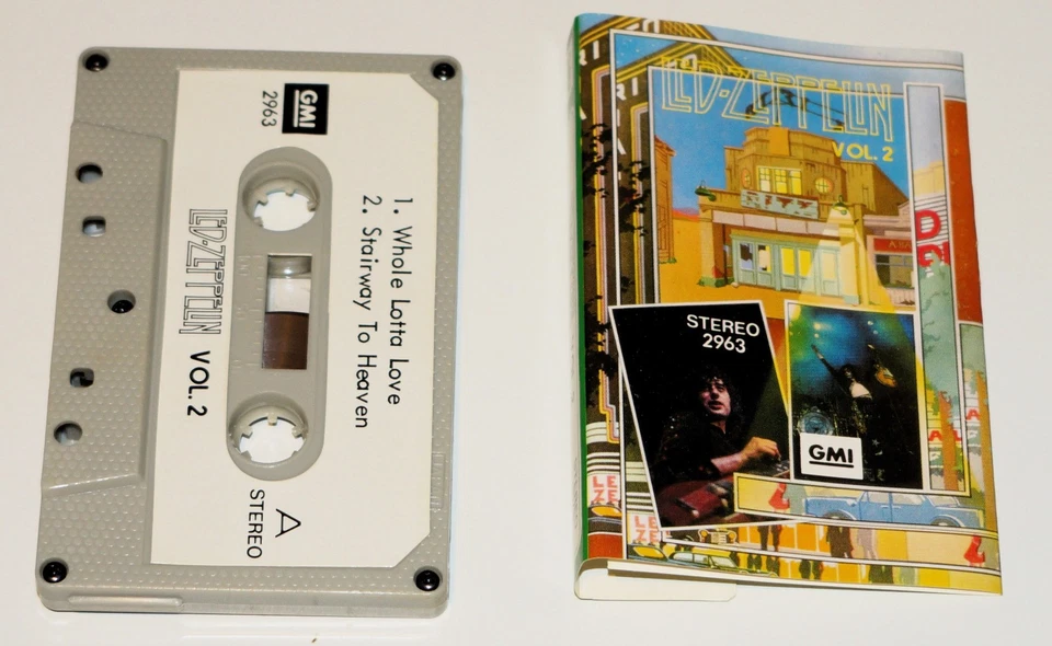 Led Zeppelin - Vol 2 - Paper Label - 4 Track Cassette Tape - Image 4 of 4