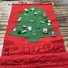 Vintage Handmade Wool Felt Christmas Advent Calendar Hanging with 24 oraments