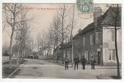 LUSIGNY SUR BARSE  Aube CPA 10 La route nationale, la poste et les facteurs