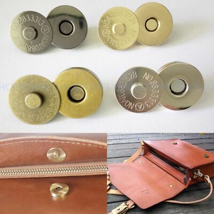 magnetic clasp for purse