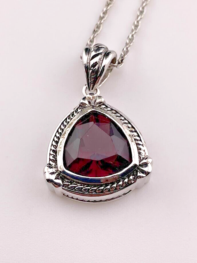 925 STERLING SILVER LARGE PURPLE TRILLION CZ NECKLACE 18