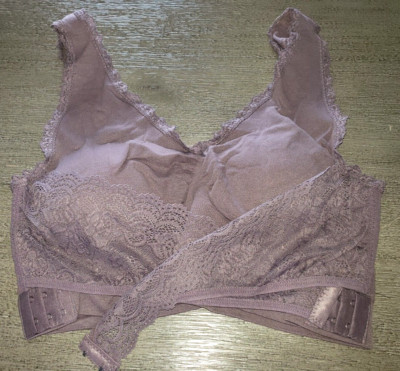 womens NEW PURPLE CROSS OVER FRONT SUPPORT BRA 30 INCH BAND LACE TRIM ...