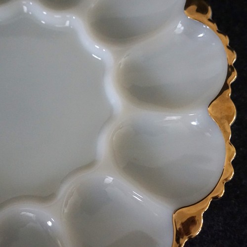 Anchor Hocking Milk Glass Gold Trim Deviled Egg Plate Vintage 10" ***READ - Picture 3 of 18