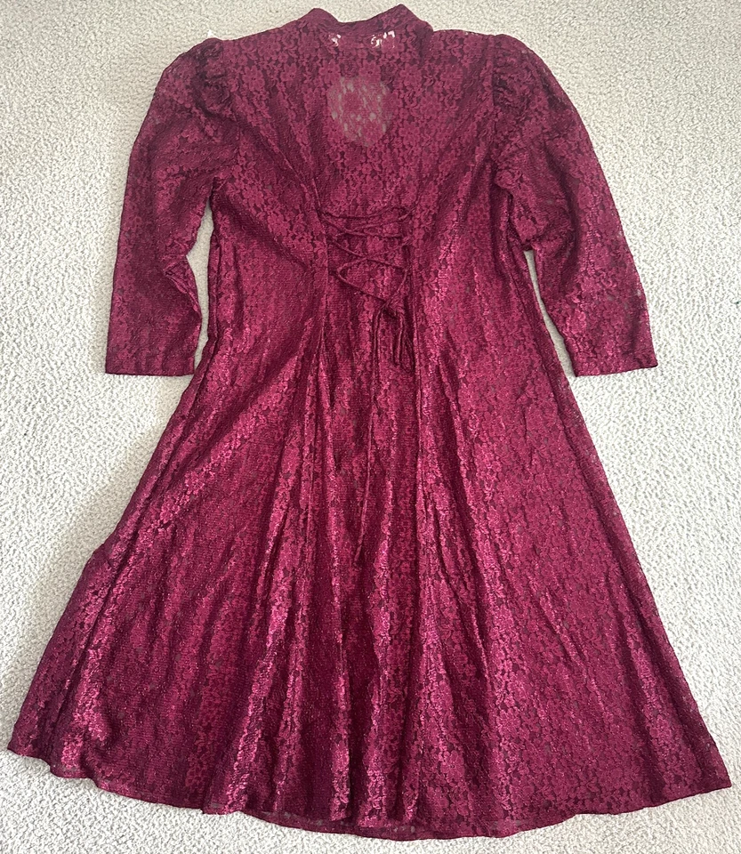 Maxi plumero de encaje vintage años 90 talla 18 puro capricho regencia núcleo romántico Foto 2 de 4