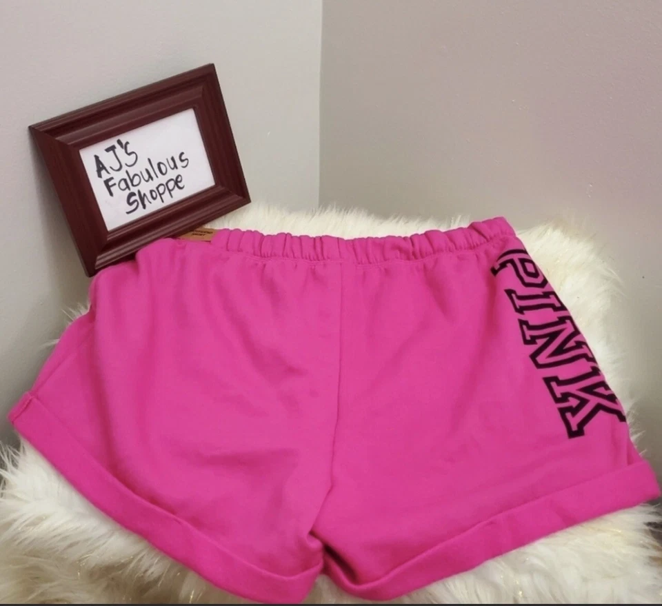 Pantalones cortos universitarios Victoria’s Secret rosa nuevos con etiquetas Foto 2 de 4