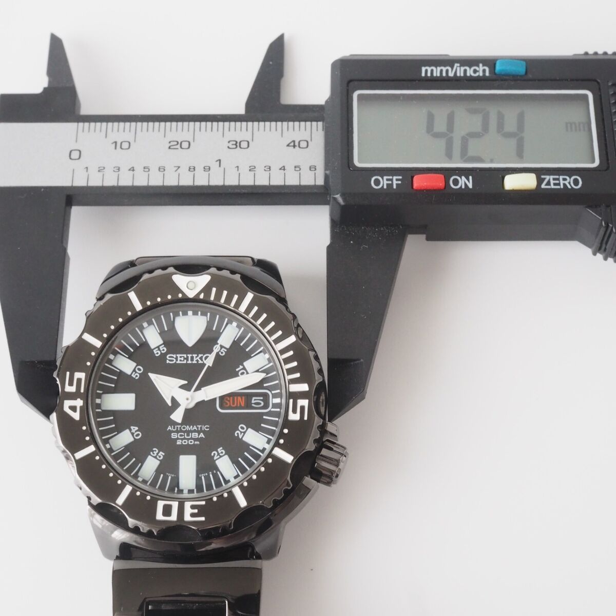 Seiko Night Monster SZEN002/7S26-03G0 Automatic Black Seiko Night Monster SZEN002/7S26-03G0 Automatic Black
