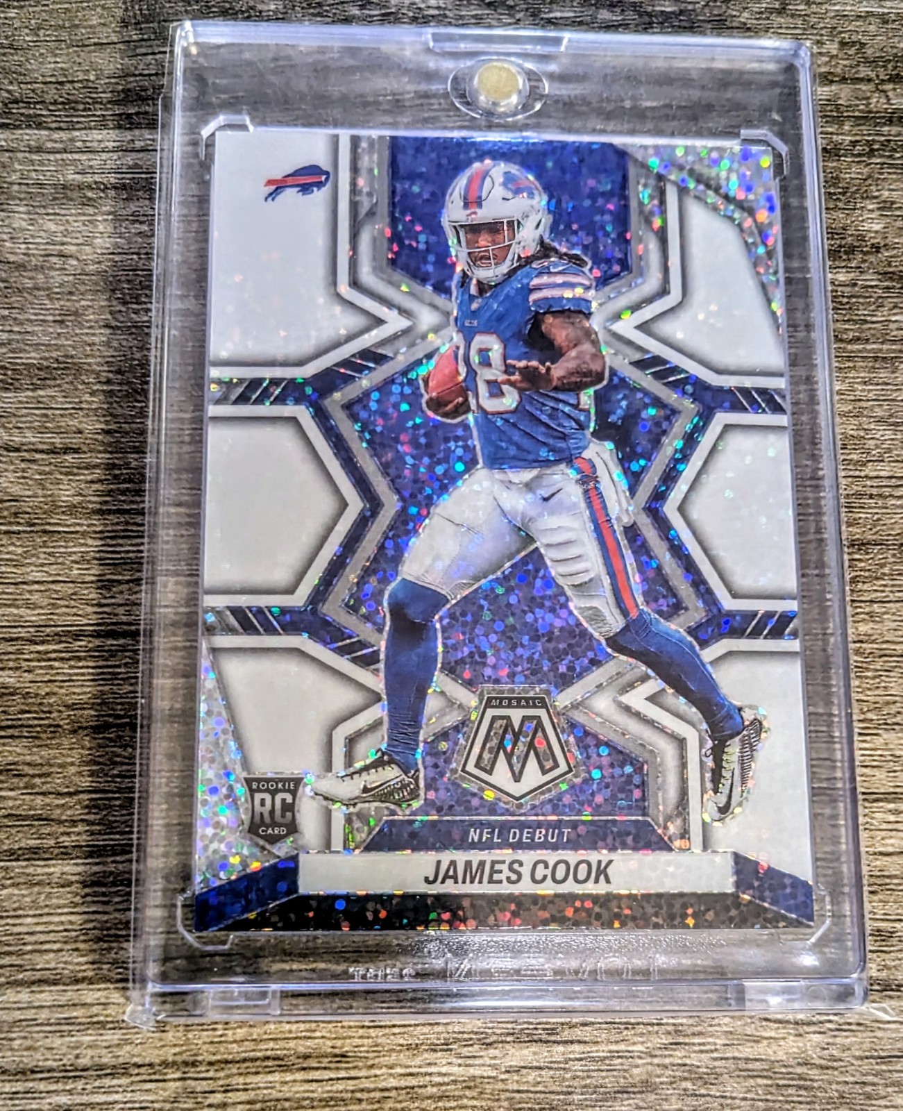2022 Panini Mosaic White Sparkle Prizm SSP #285 (COLOR MATCH) - James Cook RC