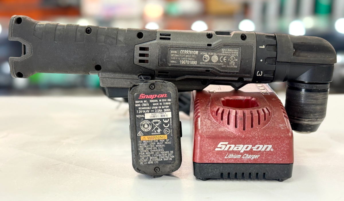 Snap-on CDRR761GM Cordless Right Angle Drill 2batteries W