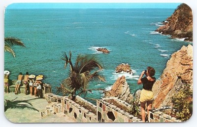 La Quebrada Cliffs Pacific Ocean Terrace c1963 Acapulco Guerrero Mexico Postcard