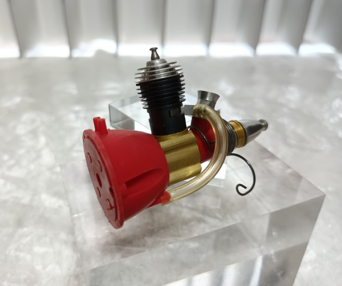 COX TEE DEE .020 No.160 Airplane Engine New in Box & Manual