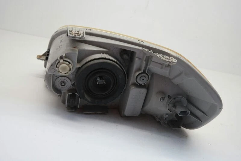 Chevrolet AVEO 2007 2008 2009 2010 2011 faro pasajero lado derecho  Foto 4 de 4