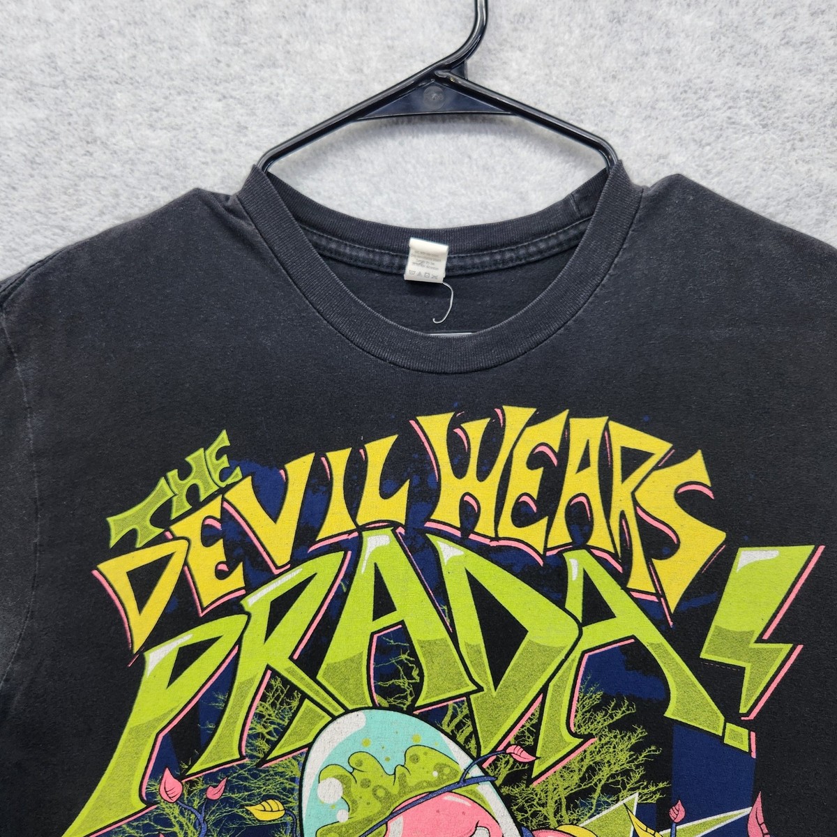 た*。様 90s prada nylon velcro shirt 38 siz The Devil Wears Prada Shirt Mens Medium Black Band Tee Metalcore