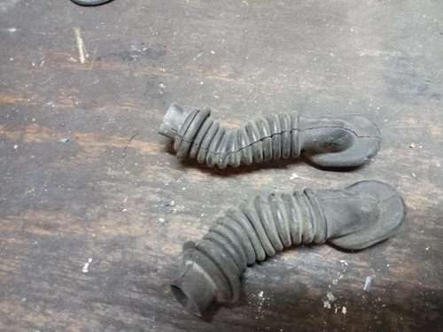 VW Golf 2 - 2x Original Kabelführung Heckklappe 191971840 Gummitülle