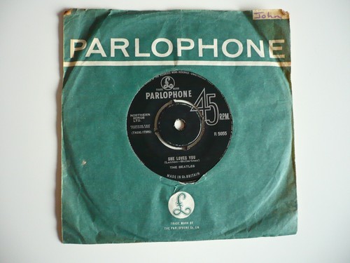 The Beatles She Loves You 7" Vinyl UK 1963 Extremely Rare MPKT Tax Coding Single - Imagen 2 de 9