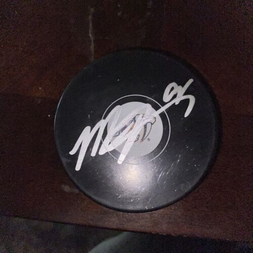 Matt Duchene Nashville Predators Autographed  Logo Hockey Puck In Person Gtp - Picture 1 of 2