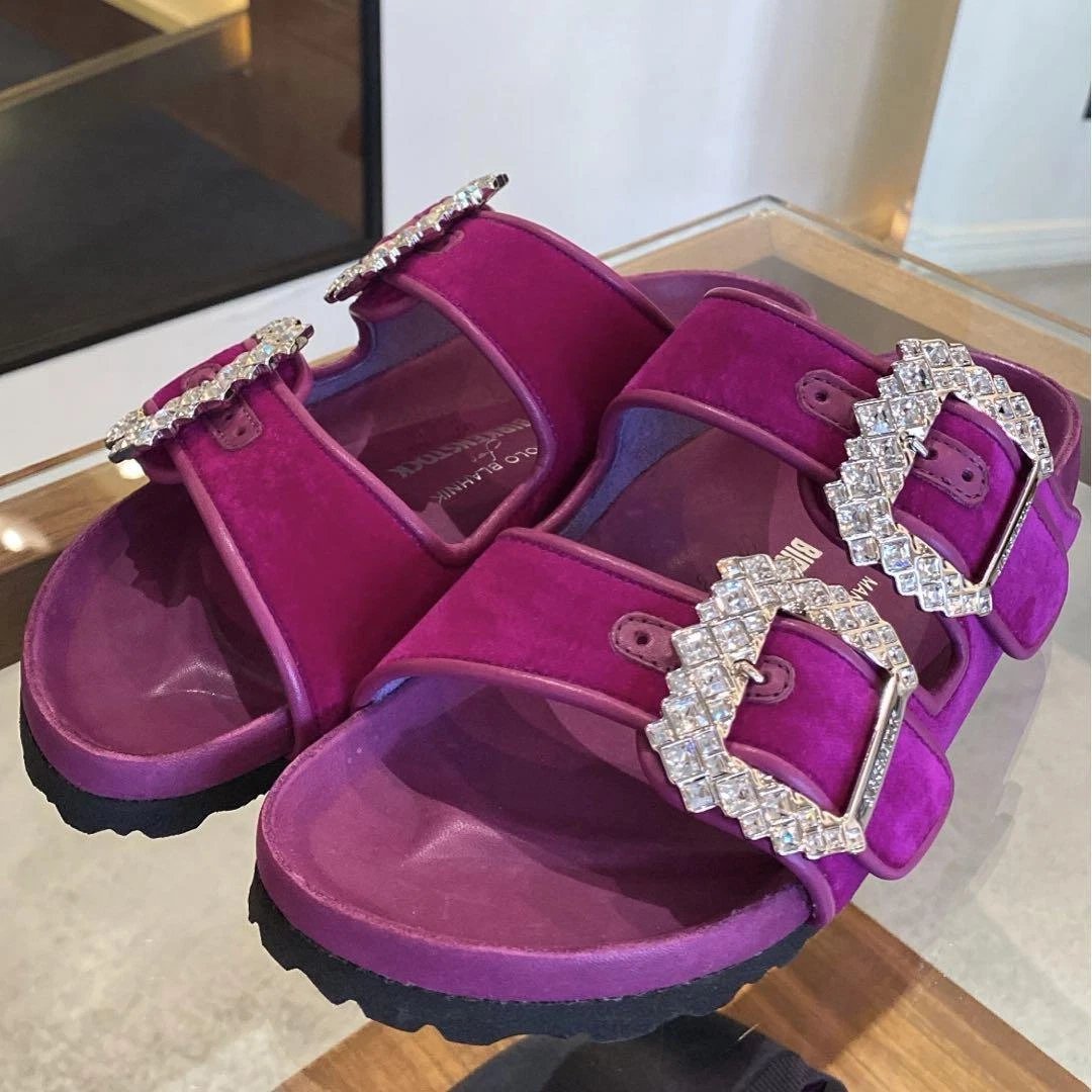 MANOLO BLAHNIK × BIRKENSTOCK Arizona Crystal Buckle French Piping