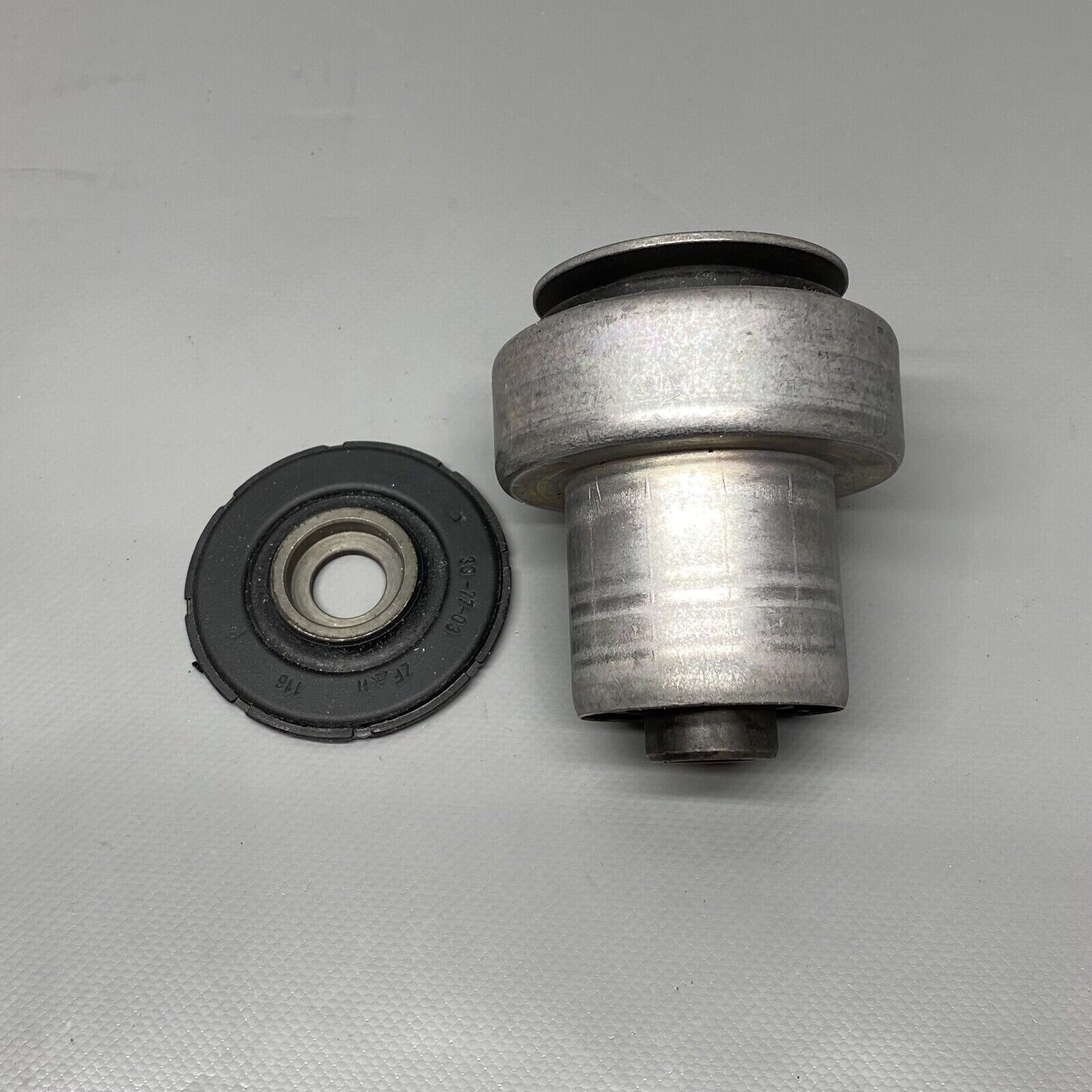 MASERATI GRANTURISMO SUSPENSION BUSHING SILENT BLOCK 2012 2013 14 2015 000273809