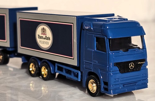 LKW Modell MB Actros Werbetruck Thurn & Taxis 1:87 Kofferwagen + Getränkestand - Bild 3 von 5