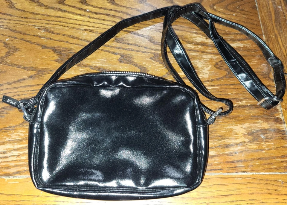 Kendall and Kylie branded, sleek black crossbody bag. Smaller in size, about 5" - Image 4 of 4