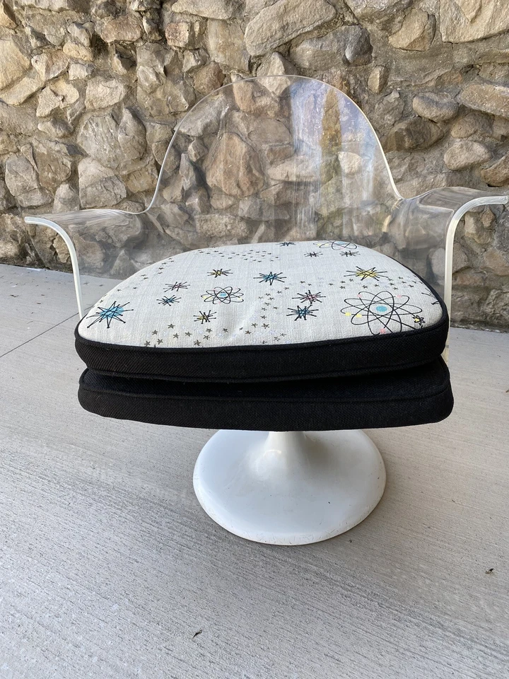 SILLAS LUCITE TULIPÁN Estilo MCM AÑOS 50 Plástico Moderno Estilo Hollis Saarinen Foto 3 de 4