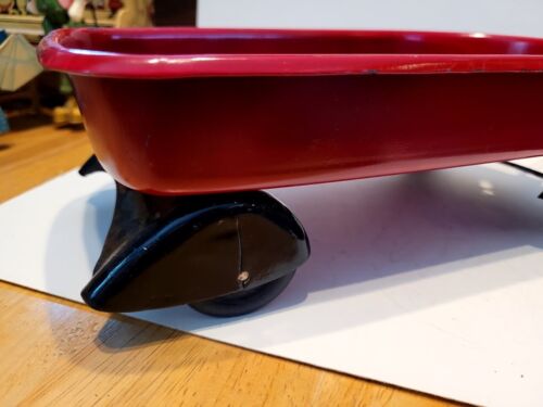 VERY NICE LARGE VINTAGE RED RESTORED WYANDOTTE STREAMLINED PULL WAGON - Picture 10 of 13