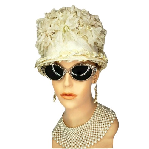 LAZARUS VINTAGE 60’s CLOCHE HAT 1960s Hat Vintage Cloche Lazarus Paris Brown White Tan  main image 2