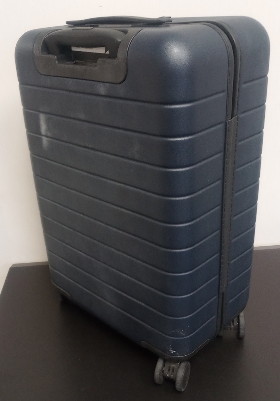 AWAY The BIGGER CarryOn with Pocket NAVY LUGGAGE /H51/12 eBay
