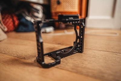 MagicRig Camera Cage Kit for Sony Alpha 7 with SmallRig Top Rail