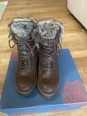 Carlos Santana Gabby Fur Trim Lace-Up Boots Size 7.5 NEW