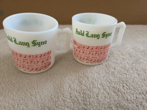 Vintage Hazel Atlas Christmas Auld Lang Syne Milk Glass Egg Nog Mugs Set of 2