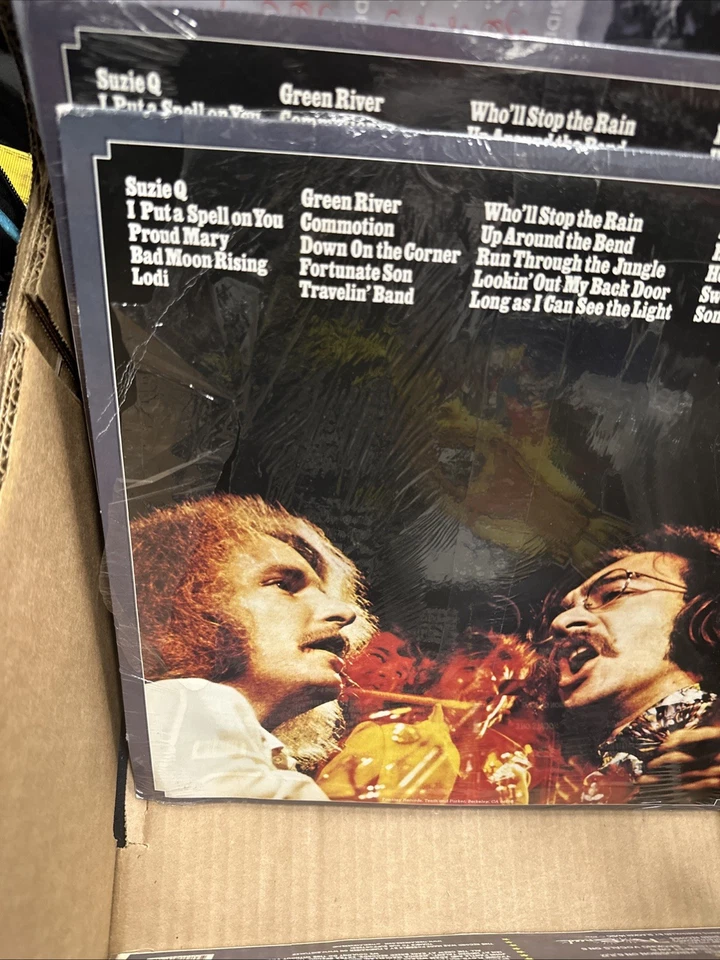 ⚡️Credence Clearwater Revival Chronicle 2 LPs BLUE VINYL  🆕 Damaged Plastic ⚠️ - Image 4 of 4