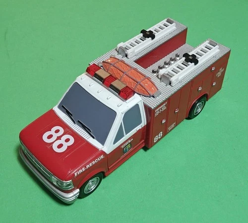 Hasbro/ Funrise Tonka Rescue Force Firetruck with Lights & Sirens 1997 MINT