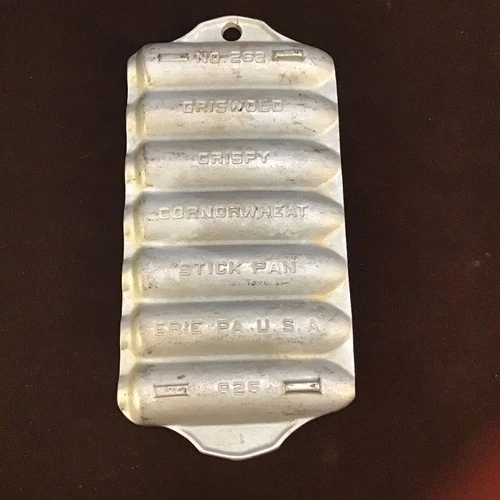 Griswold No. 262 Crispy Corn or wheat Stick Pan