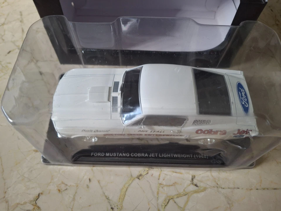 Ford Mustang Cobra Jet Lightweight (1968) a 1/24 Altaya - Imagen 3 de 4