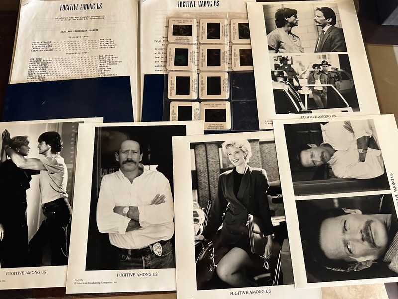 FUGITIVE AMONG US PETER STRAUSS ERIC ROBERTS LAUREN HOLLY PRESS KIT SLIDES PHOTO