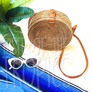 round woven basket purse