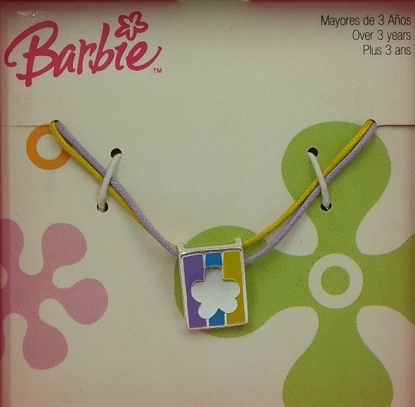 Collar para niñas Barbie en plata de ley. Flor calada.