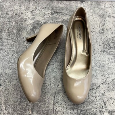 Comfort Plus Predictions Beige Patent Leather Round Toe Pumps Size 9.5