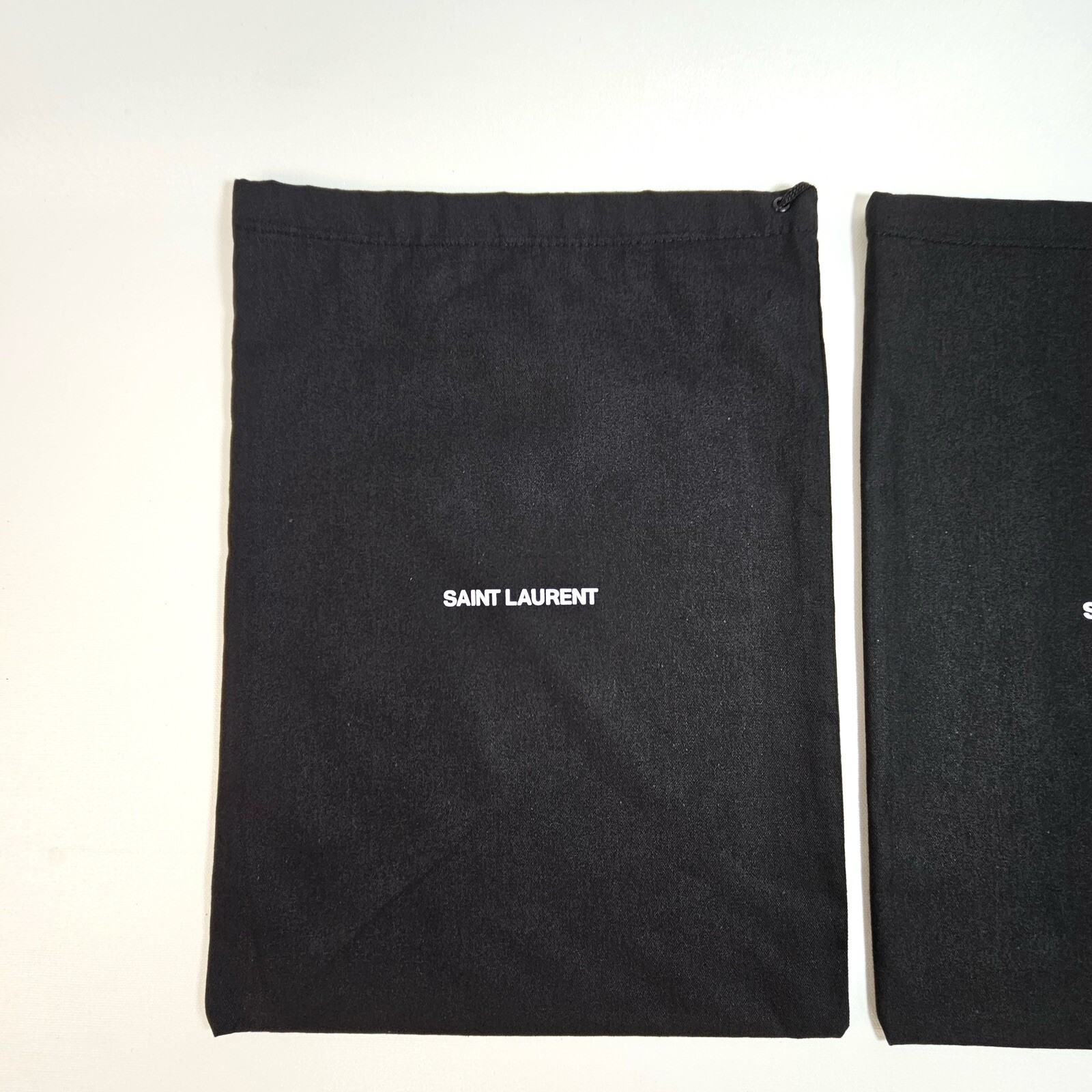 Set 2 sacchetti antipolvere YSL Yves Saint Laurent con coulisse per scarpe 10”x13 5”
