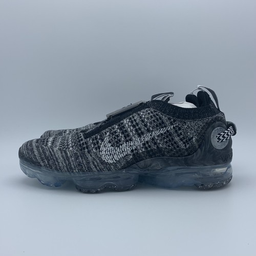 Nike Air VaporMax 2020 FlyKnit ‘Oreo’ CT1823-001 Men’s 6 Women’s 7.5 New w/Box - Picture 2 of 8