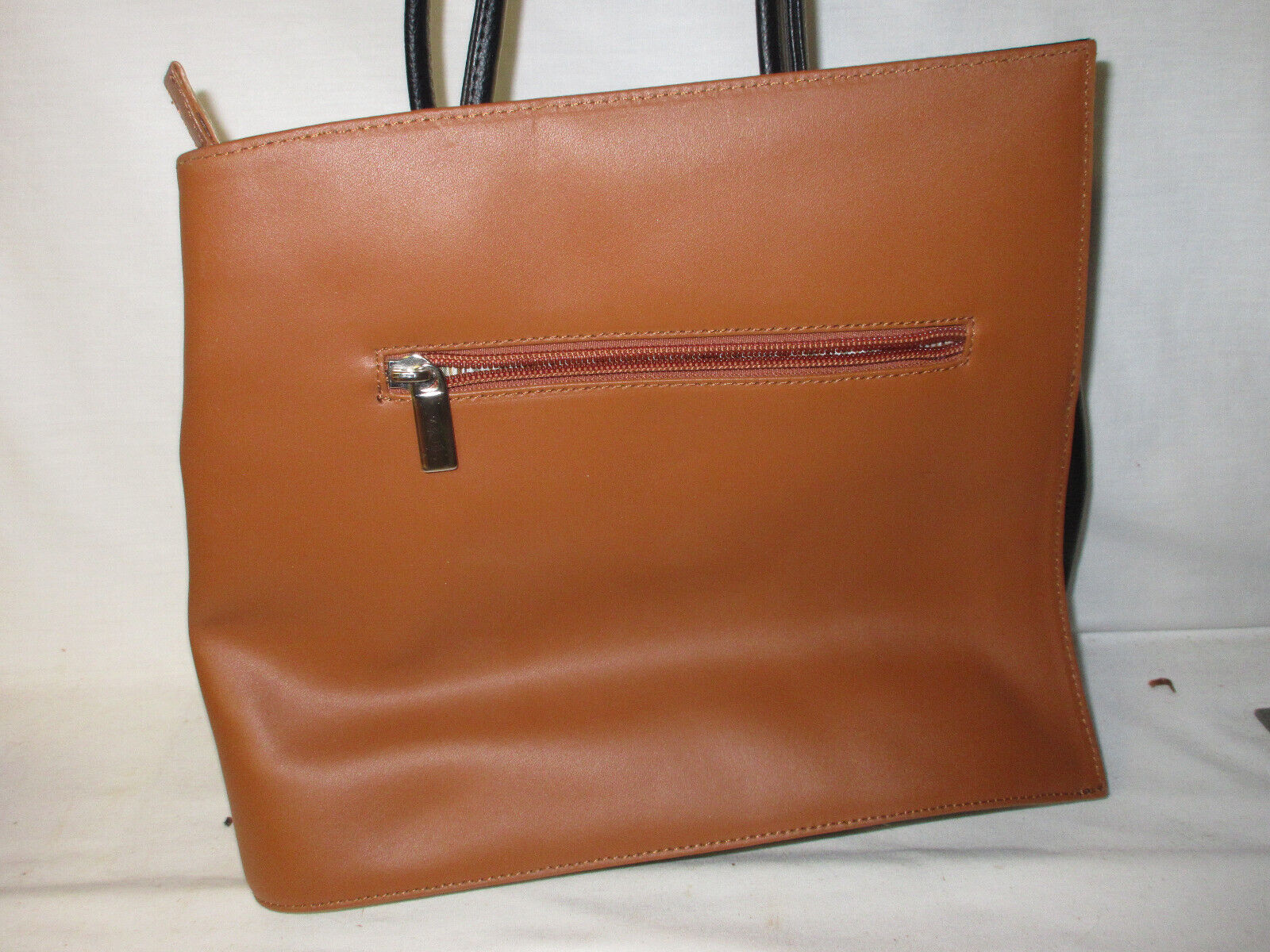 Cleo And Patek Paris Leather Purse Very nice and … - image 3