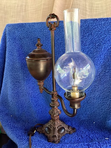 Vintage Brass Lamp With Globe Electric With Switch 14 Inches Tall 9 Inches Wide - Picture 8 of 13