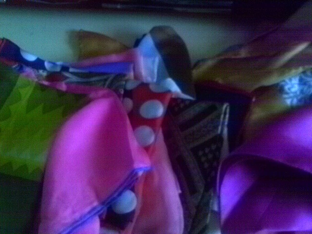 LOTE DE 18 BUFANDAS BUFANDAS HANKERCHEIF COLOR A BLANCO LINO ENCAJE RIBETE BUFANDA Foto 3 de 4