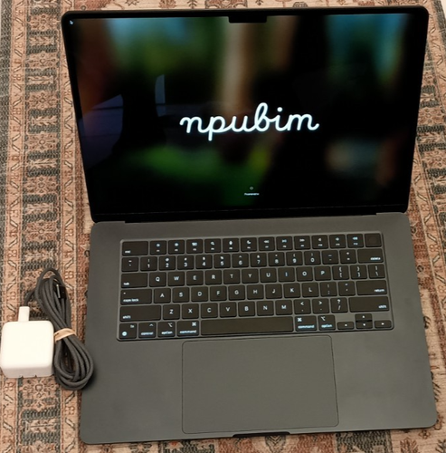 Apple MacBook Air A2941 15.3" M2 8CPU/10GPU 3.49GHz 8GB 512GB 99% Bat MQKW3LL/A