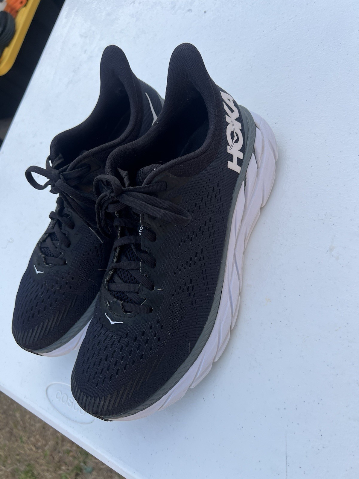 Men’s Black And White HOKA Clifton 7 Running Shoes Size 11 2E Wide thumbnail 2