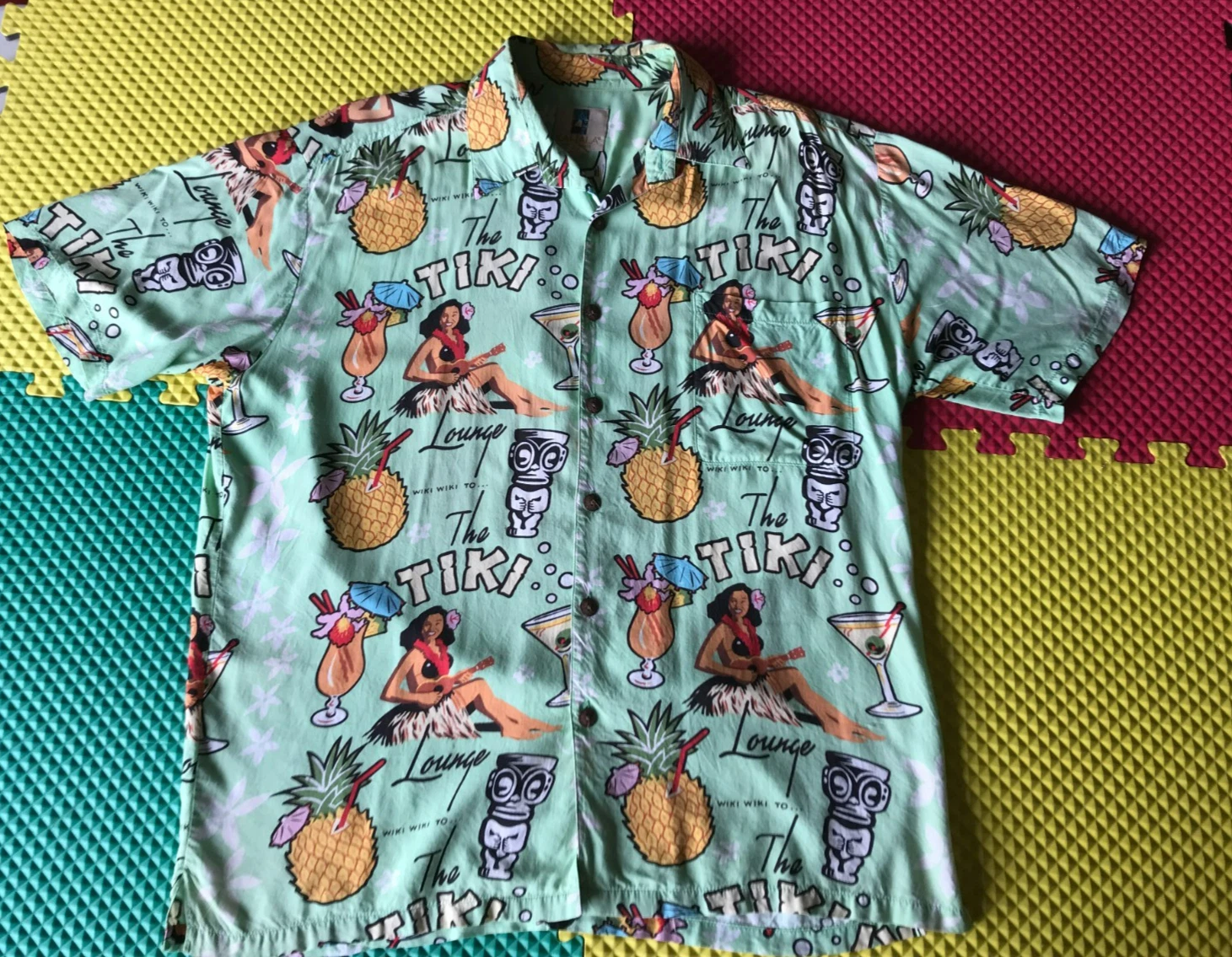 Kahala Hawaiian Islands The Tiki Lounge 100% Rayon Shirt Men's Size Large
Opens in a new window or t