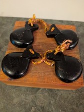 Mexico Wood Maracas Castanets Percussion Spanish Folk Flamenco Casta uelas D 2 "